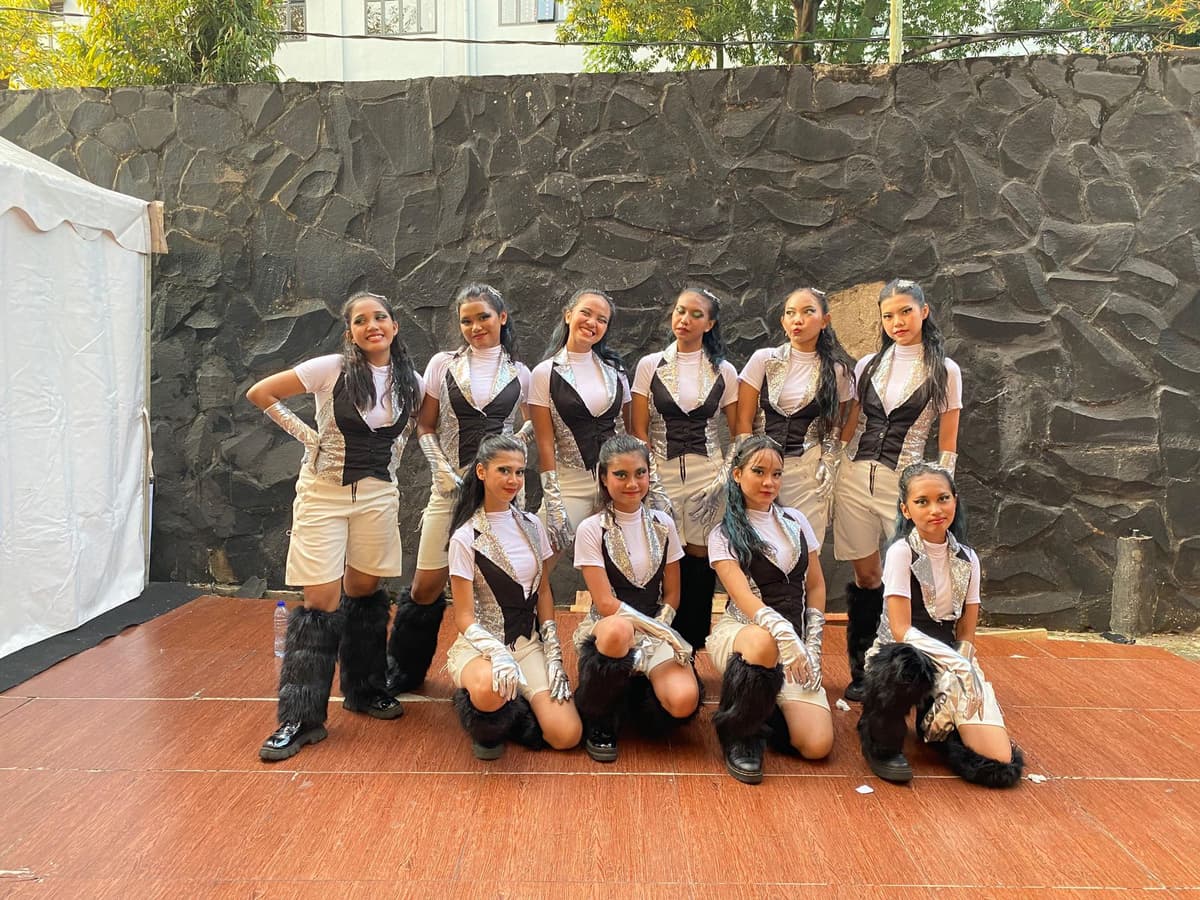 Modern Dance SMA Yadika 1 Jakarta